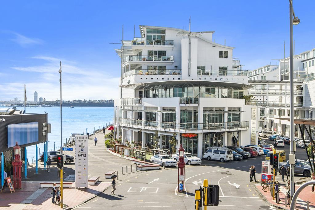 Waterfront Two Bedroom Apartment; Great Location! Auckland Rom bilde