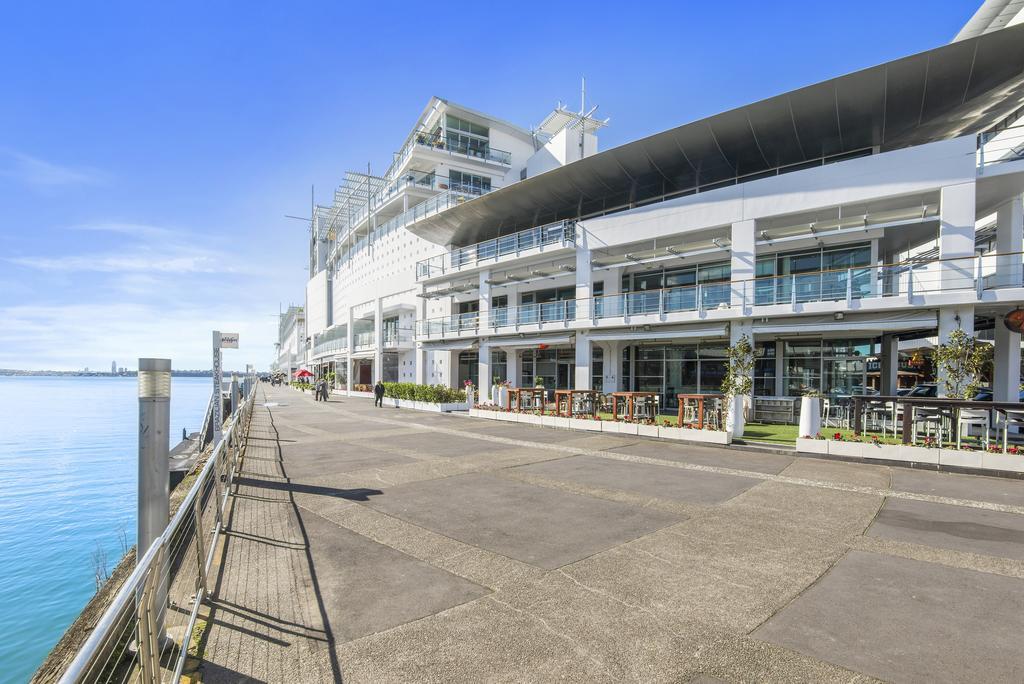 Waterfront Two Bedroom Apartment; Great Location! Auckland Rom bilde